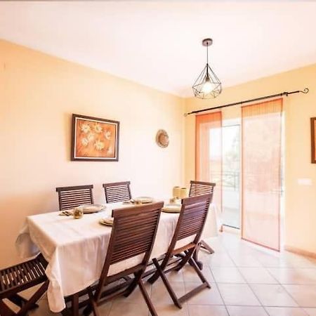 Apartment Alfarmar - Pool, Beach Only A Few Minutes Away Albufeira Exteriér fotografie