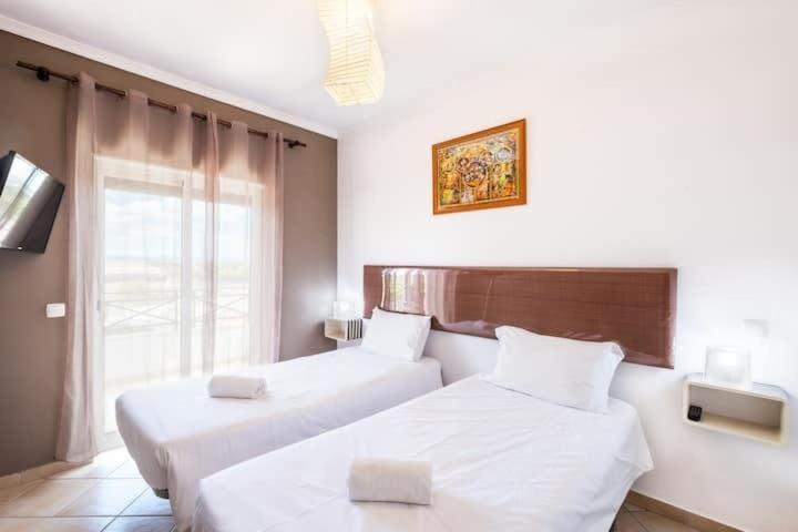 Apartment Alfarmar - Pool, Beach Only A Few Minutes Away Albufeira Exteriér fotografie